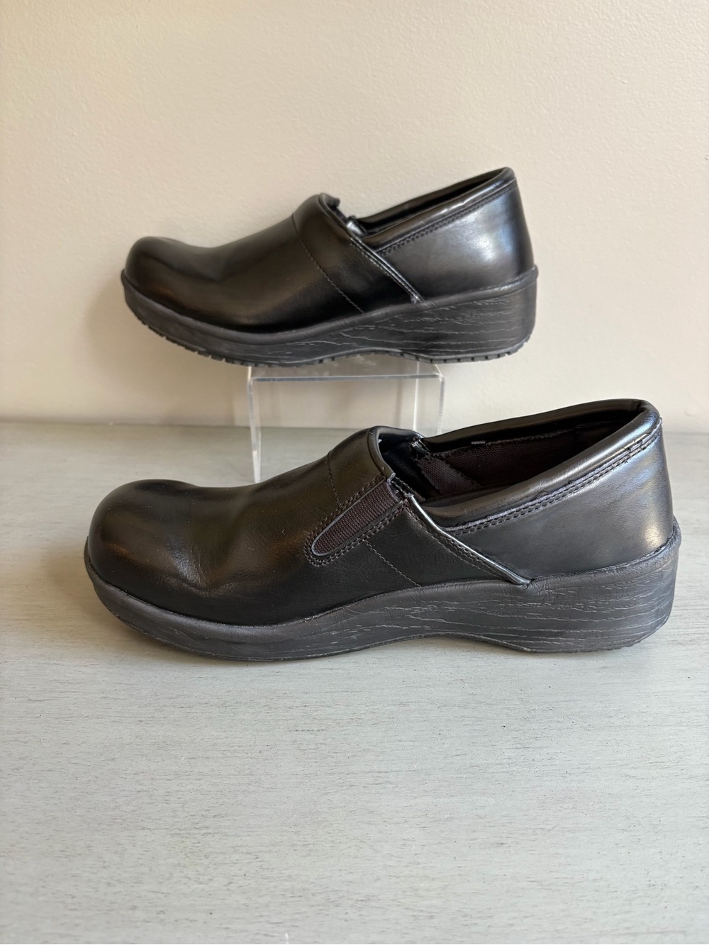 TredSafe Leather Black Comfort Clogs Oil Spill Resistant Work Shoes Women 10 - Picture 10 of 14